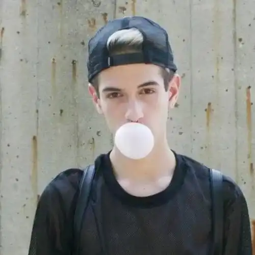 头像祝你可爱的不像话,说话都像是在发芽