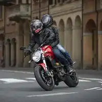 杜卡迪机车图片头像杜卡迪摩托1199霸气十足头像