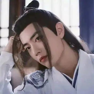 系列头像处对象一定要找爱换头像的因为她们真的没时间和别的男人聊天都用来找头像了