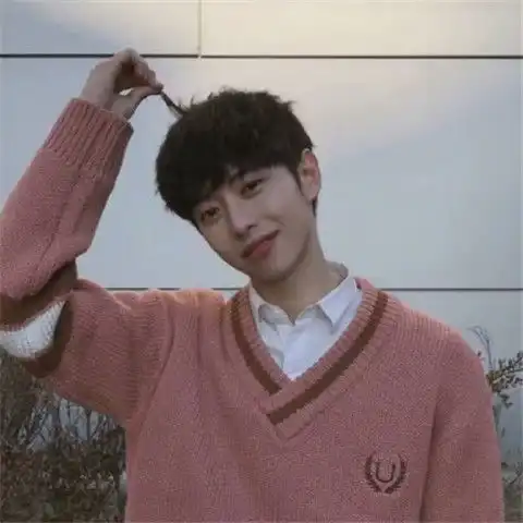 吸引迷妹的帅气男生头像值得更换