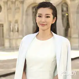 pclady戛纳专访李冰冰背影杀成功吸晴