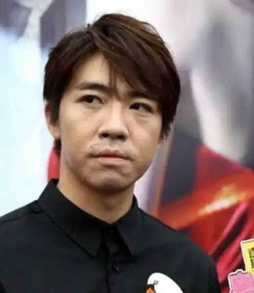 林志颖抵达长沙录披荆斩棘,车祸后下巴凹凸不平被指像俞灏明