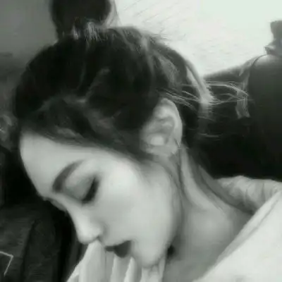 瞬间很伤感的文案