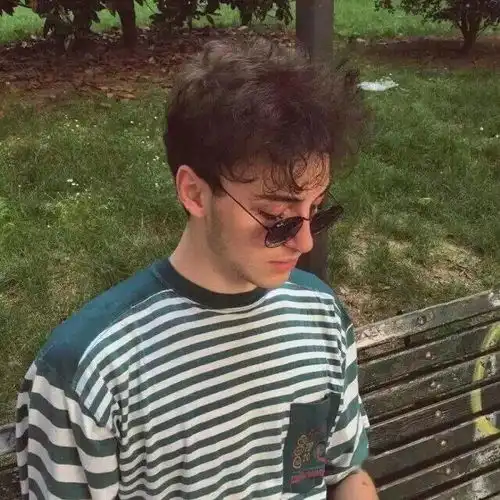 动漫女生头像今天天气很好你那边呢