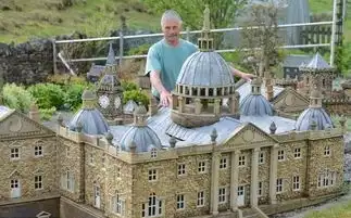 老人打造微型村庄只因生活无聊网友赞其建筑才华好霸气