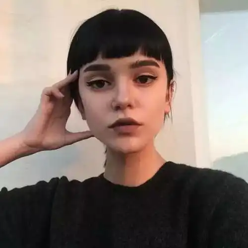 头像篇余生一人,你怕不怕