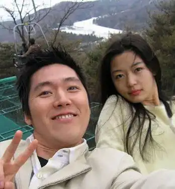 全智贤老公帅气完爆男星女神之爱堪称实力派