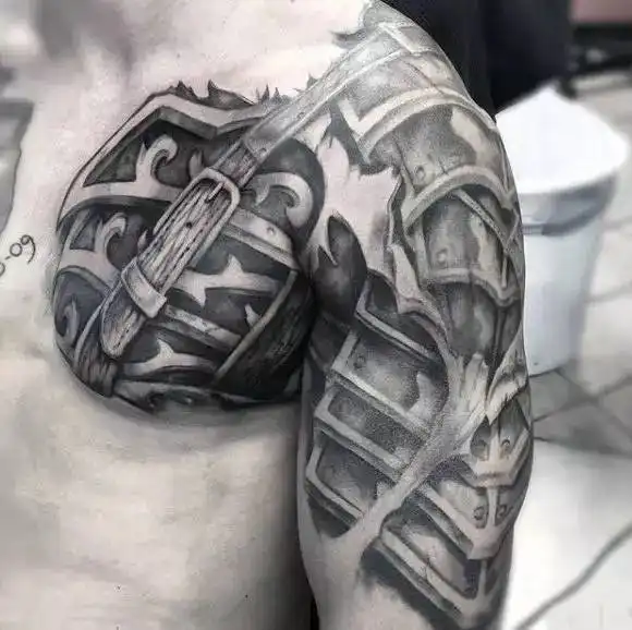 霸气的半甲盔甲纹身