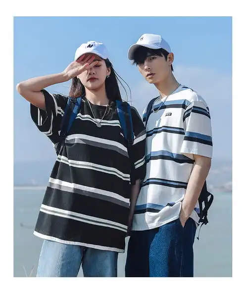 韩路主推系列2021夏新款情侣短袖t恤男宽松黑白条纹圆领体恤男装