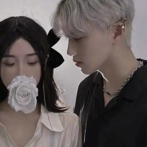 宝贝快存情侣头像噢