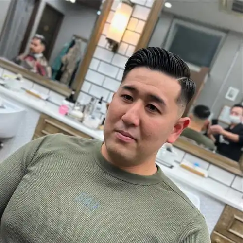 中年男士发型别乱剪,试试28分油头,绅士有型特别派