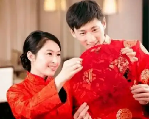 3种新型婚姻悄然兴起,不付彩礼不需买房,单身男人有救了