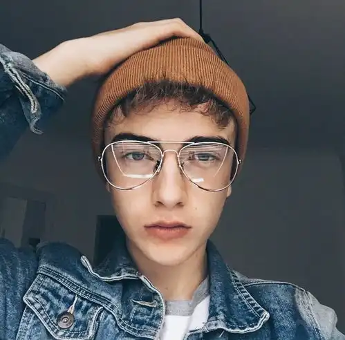 最新欧美男头像