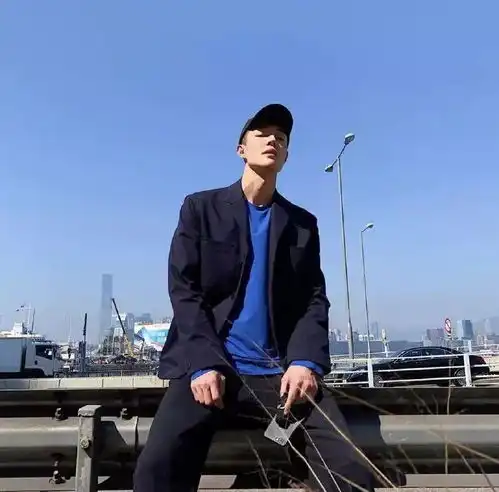 头像丨你说不可以爱上你可我偏偏就爱上你了