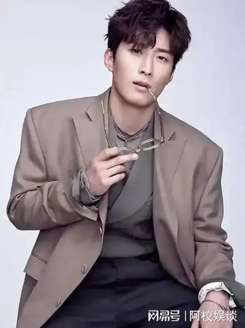 内娱最有男人味的艺人,李现,吴磊,黄景瑜,王一博赫然在列