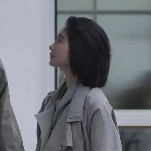 甜到心里的情侣头像想在你的腹肌上撒娇