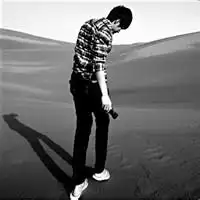 男光头背影微信图片微信头像图片大全