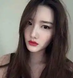 骆驼女神走红网络,看了真实颜值以后,网友只想说羊驼