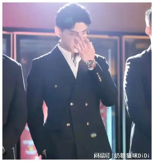 霸道总裁的完美代言人短剧演员于龙,行走的荷尔蒙男人味