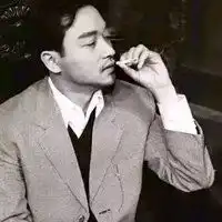 明星抽烟头像高清微信头像图片大全