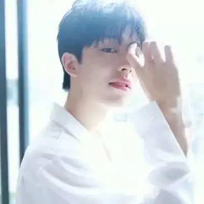 商场试衣服被男友暴打女生应该嫁给什么样的人