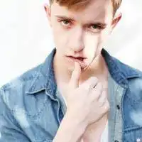 欧美男生霸气拽头像那个懂你眼泪的是最爱你的人