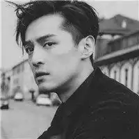 胡歌头像黑白经典黑白胡歌气质头像图片