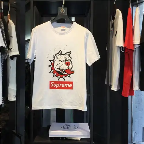 为什么supreme一件普通t恤能火爆全球潮流品牌服装批发库存男装品牌批发