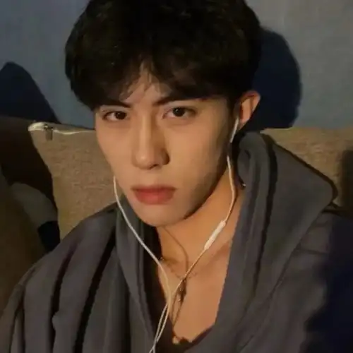 微信头像帅哥必换