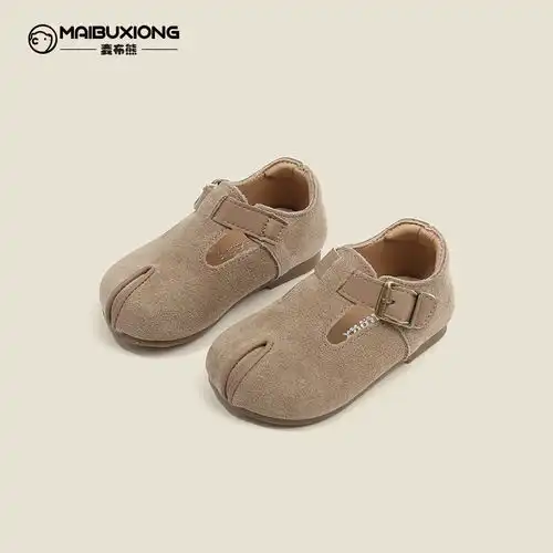 英氏童鞋儿童运动鞋2024春季户外鞋软底防滑女童宝宝跑步鞋男童鞋子银色30码适合脚长19.1cm