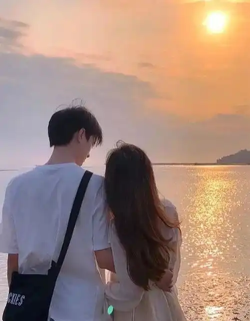 河南48岁男子6万彩礼娶26岁新娘,全程笑不停老夫少妻就是好