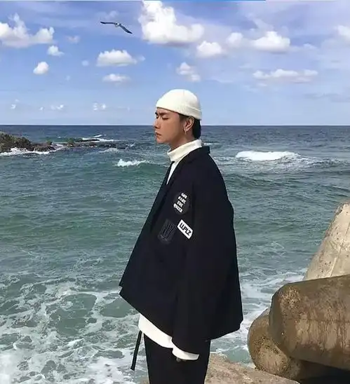 一位韩国型男博主的日常穿搭,果然还是看脸
