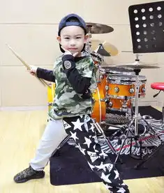 苏州广电小靴子童星俱乐部会员充满活力梦想的元气男孩姚嘉桁