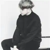 冷酷的男生黑白头像大全2017帅气黑白男生图片头像大全