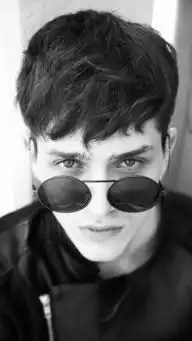 拿图请先关注,谢谢咯手机壁纸欧美男堆糖,美好生活研究所