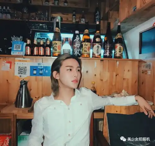 抖音第一妖娆美少男和黑料满天飞的最美伪娘竟然都是换头来的