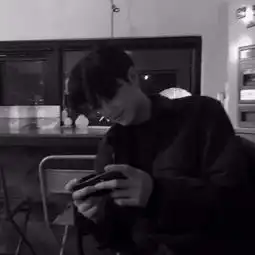 青春男生阳光大图