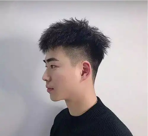 渣男必备锡纸烫,到底是什么发型