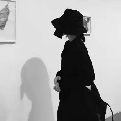 黑白伤感女头像冷淡伤感女生高清头像大全