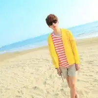 好看的男生头像情侣的也可以最好是带字的懒得上百度查了,谢谢喽