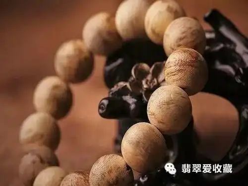 35岁的中年男人,最合适盘玩这8种手串你玩对了吗