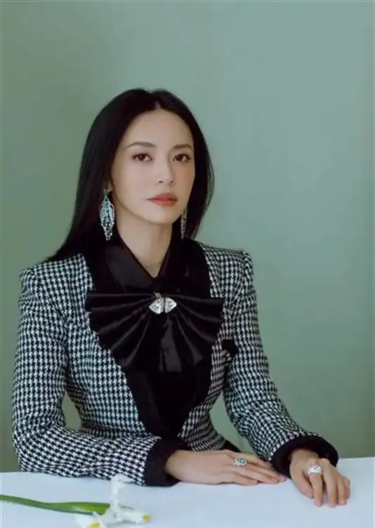 howoldareyou怎么老是你今年上海电影节,最火的是他们