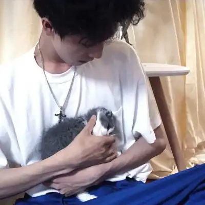 头像男生霸气冷酷真人社会不惯你