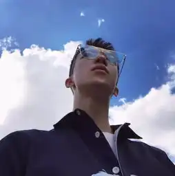 只有陪伴在身边,才算是拥有吧