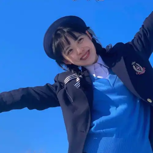 女生头像甜甜的笑容好元气,用了就特别招桃花哦