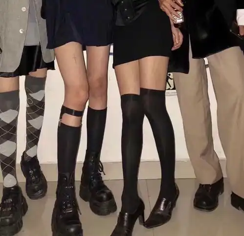 一些小众独特ins风的女生头像