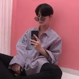 头像你是我既想对全世界炫耀,又不舍得和任何人分享的人