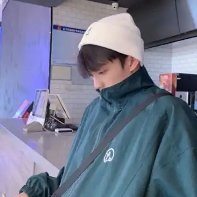 意境清新伤感男生头像我手持雾男生头像我要个性网