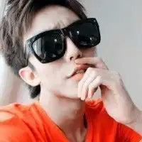 克隆qq空间大图模块