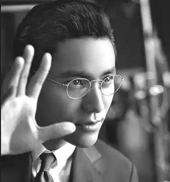 大家来提名戴着眼镜就像衣冠禽兽斯文败类的角色或人吧